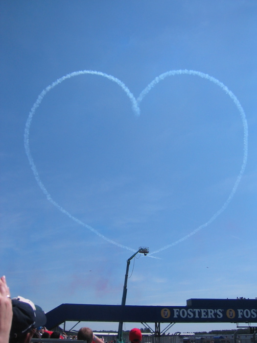 arhhh, world famous heart by the Red Arrows