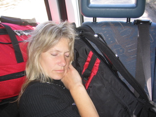 Sandy sleeping: 5 hours from Glasgow Airport to Fort William